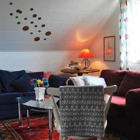 Cozy Penthouse Apartment Tustna Leira (More og Romsdal)